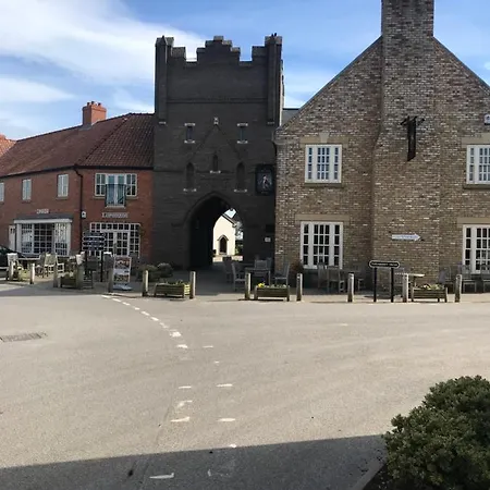 Secret Of Eden View פילי